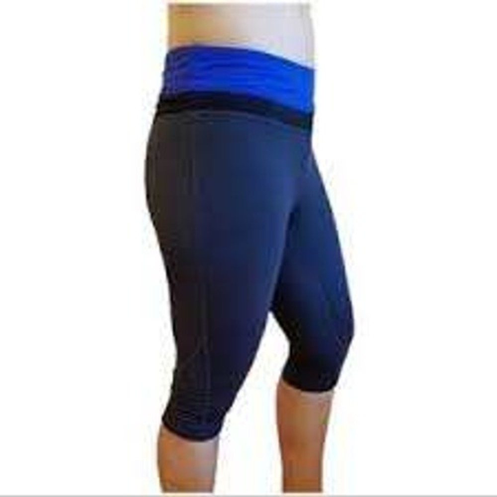 Tangerine Womens Grey Blue Ruched Capri Leggings Activewear Medium FW9408C226